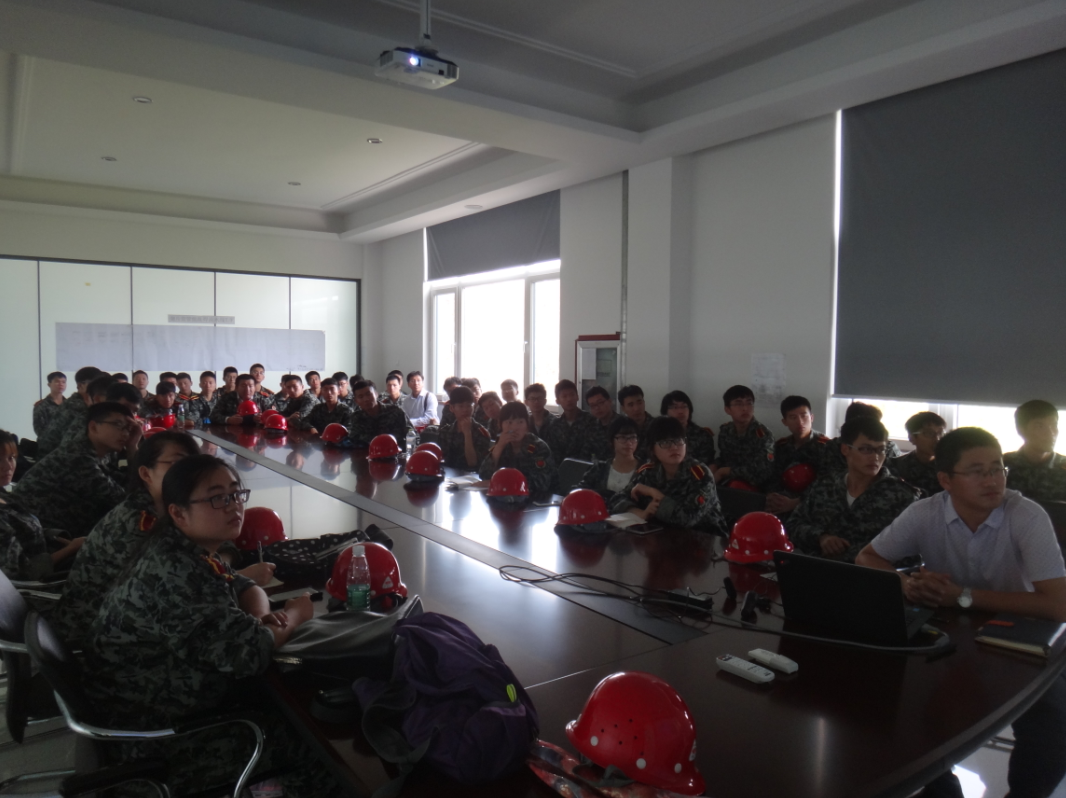 中國石油大學(xué)師生來凱能科技公司參觀